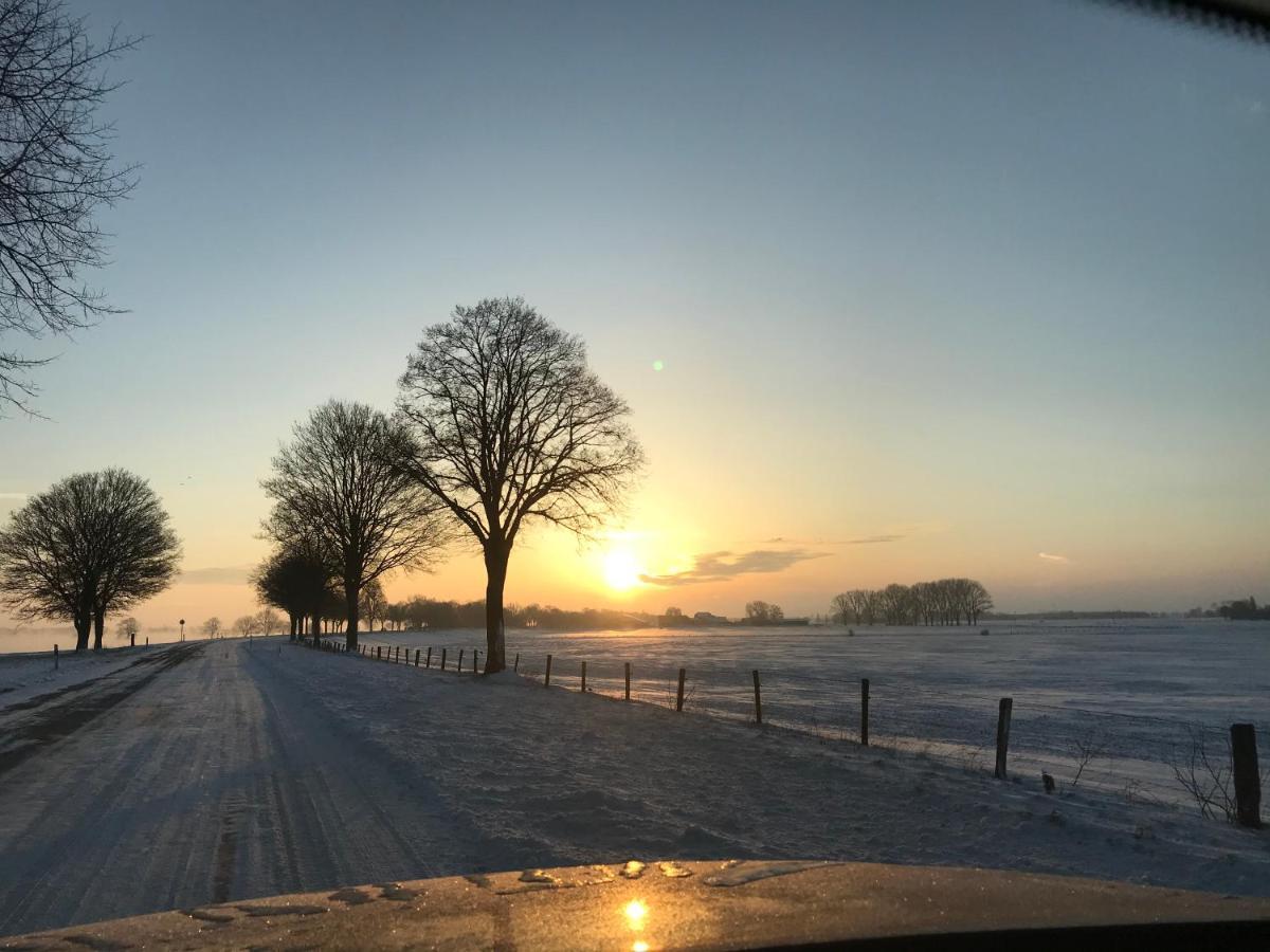 Koenigsgut Emmericher Eyland Kalkar Exterior foto